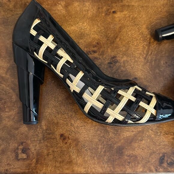 🖤Chanel CC Pumps - Picture 9 of 12